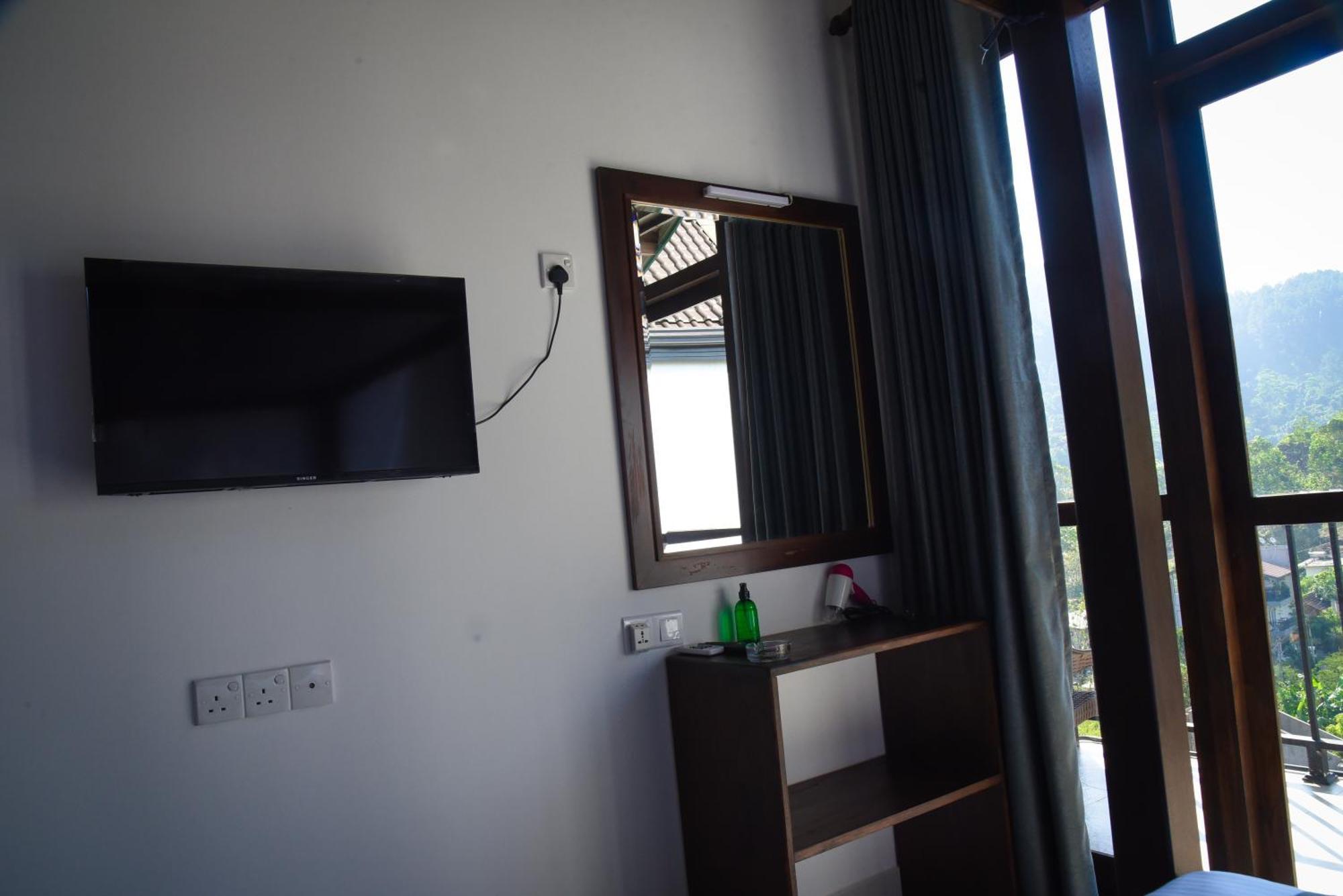 Ever Breeze Ella Hotel Kültér fotó